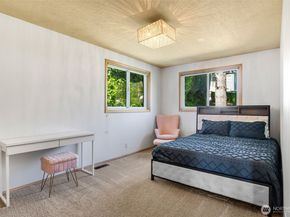 4014 32nd Avenue SW, Seattle WA 98126
