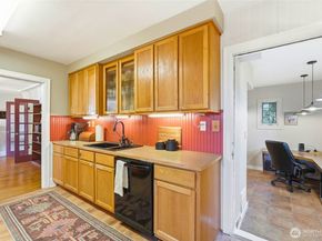 211 S 15th Street, Renton WA 98055