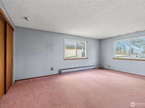 15 76th Street SW, Everett WA 98203