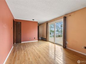 15 76th Street SW, Everett WA 98203