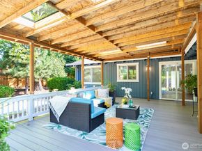 11527 113th Place NE, Kirkland WA 98033