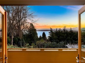 24302 116th Avenue W, Woodway WA 98020