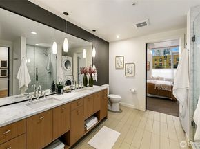 1321 Seneca Street 206, Seattle WA 98101