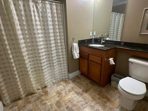 23943 NE 115th Lane 204, Redmond WA 98053