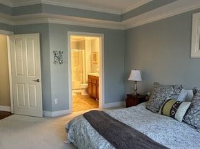 23943 NE 115th Lane 204, Redmond WA 98053