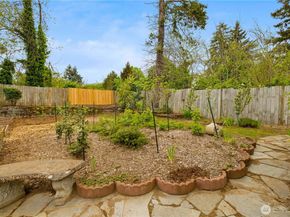 11253 35th Avenue SW, Seattle WA 98146