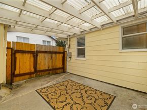 11253 35th Avenue SW, Seattle WA 98146