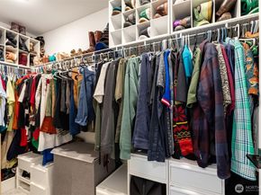 8015 Mary Avenue NW D, Seattle WA 98117