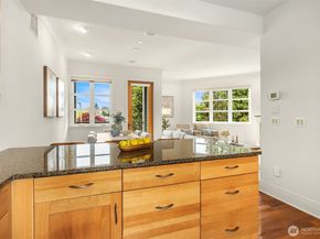 3215 W Lynn Street, Seattle WA 98199