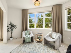 3215 W Lynn Street, Seattle WA 98199