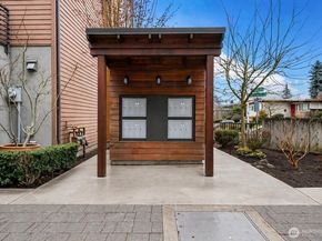 3215 W Lynn Street, Seattle WA 98199