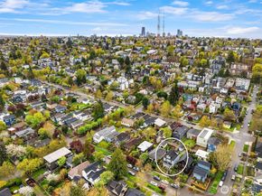 227 29th Avenue E, Seattle WA 98112