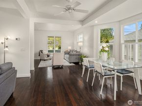 227 29th Avenue E, Seattle WA 98112