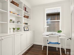 227 29th Avenue E, Seattle WA 98112