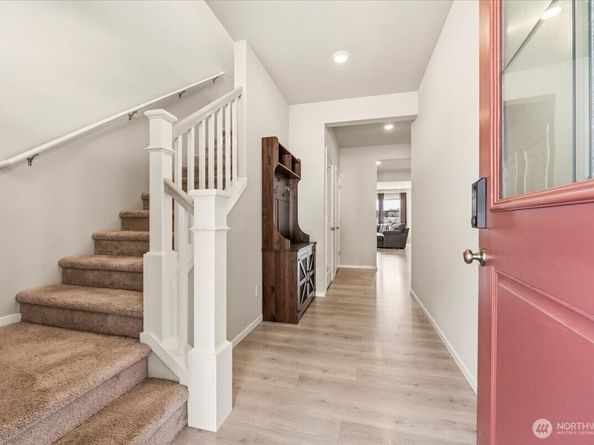 1106 SW Pendleton Way, Port Orchard WA 98367