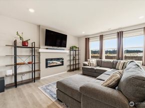 1106 SW Pendleton Way, Port Orchard WA 98367
