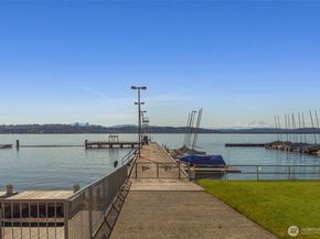 4550 49th Avenue NE, Seattle WA 98105