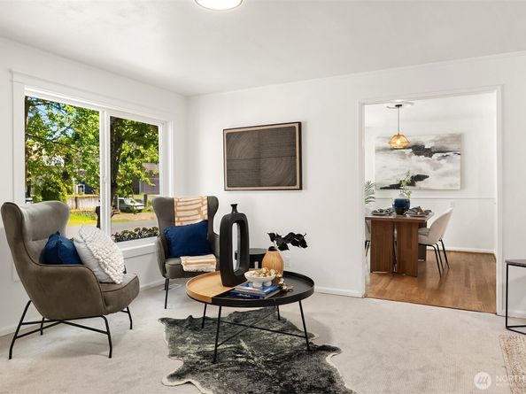 12719 12th Avenue NE, Seattle WA 98125
