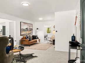 12719 12th Avenue NE, Seattle WA 98125
