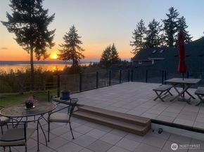12295 15th Avenue SW, Burien WA 98146