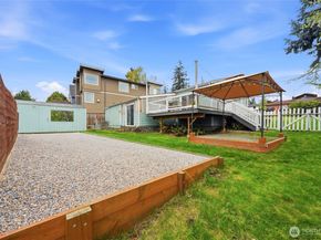 1425 Jones Avenue NE, Renton WA 98056