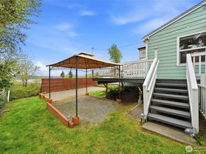 1425 Jones Avenue NE, Renton WA 98056