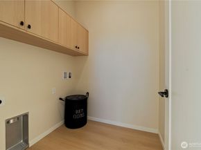 10328 14th Avenue NW, Seattle WA 98177