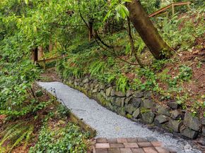 16611 SW Maplewild Avenue, Burien WA 98166