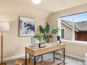 3615 Albion Place N B, Seattle WA 98103