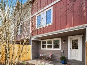 3615 Albion Place N B, Seattle WA 98103