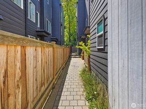 3727 S Dawson Street Unit C, Seattle WA 98118