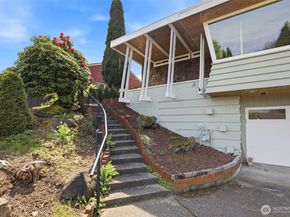 4826 Delaware Avenue, Everett WA 98203