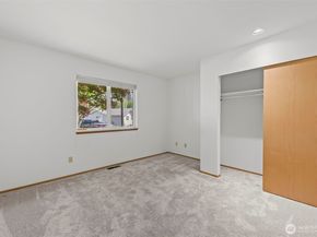 911 NW Leisure Lane, Bremerton WA 98311