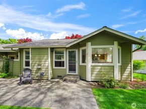 911 NW Leisure Lane, Bremerton WA 98311