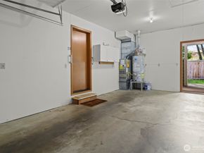 911 NW Leisure Lane, Bremerton WA 98311