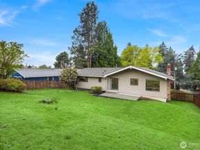 6514 113th Ave NE, Kirkland WA 98033