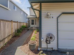 11406 22nd Street SE 2, Lake Stevens WA 98258
