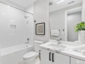 12608 NE 30th Street, Bellevue WA 98005