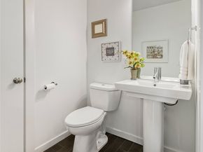 13721 Meridian Avenue N, Seattle WA 98133