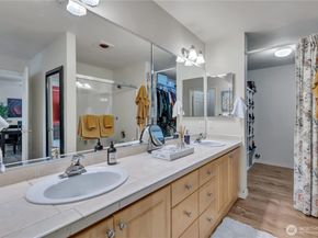 23009 Lakeview Drive B103, Mountlake Terrace WA 98043