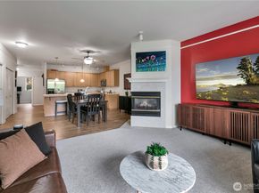 23009 Lakeview Drive B103, Mountlake Terrace WA 98043