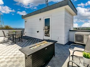 4221 Evanston Avenue N B, Seattle WA 98103