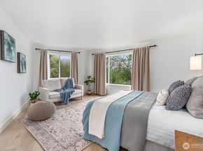 11423 NE 86th Street, Kirkland WA 98033