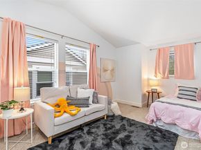 11423 NE 86th Street, Kirkland WA 98033
