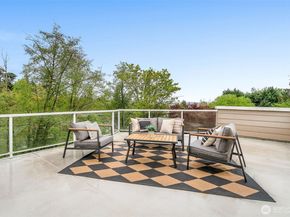 11423 NE 86th Street, Kirkland WA 98033