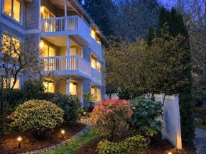 4515 125th Avenue SE B306, Bellevue WA 98006