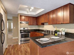 4515 125th Avenue SE B306, Bellevue WA 98006