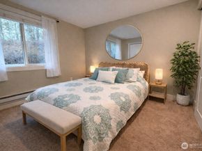 4515 125th Avenue SE B306, Bellevue WA 98006