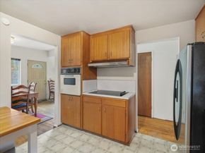 23330 38th Place W, Brier WA 98036