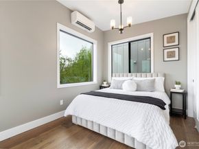 2528 27th Avenue W, Seattle WA 98199